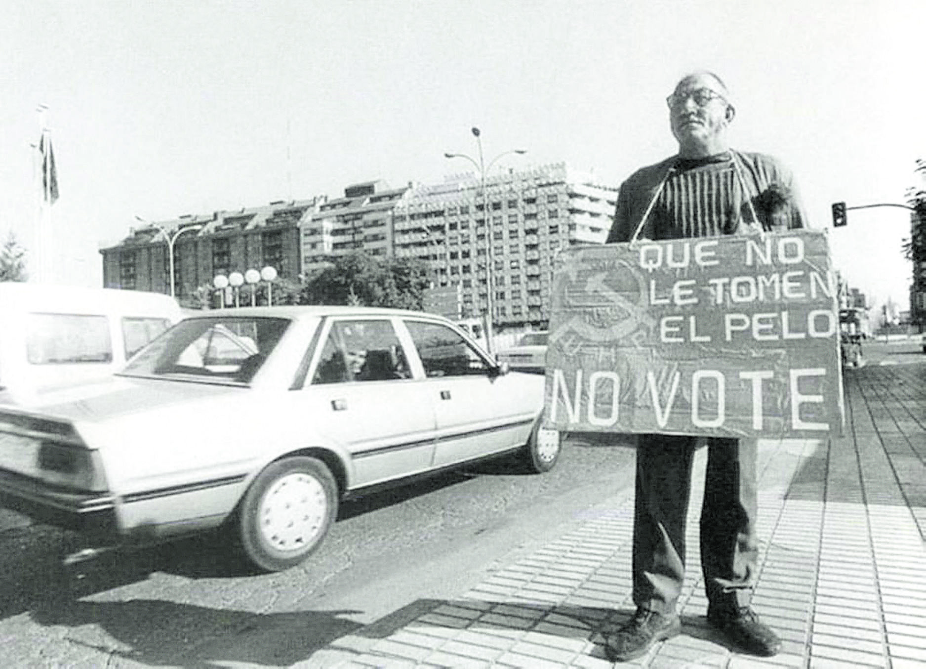 Pese a su apodo de ‘El Comunista’ Ataulfo siempre lucía en sus pancartas las siglas U.H.P. (Unios Hermanos Proletarios) en las que no estaba el PCE. 