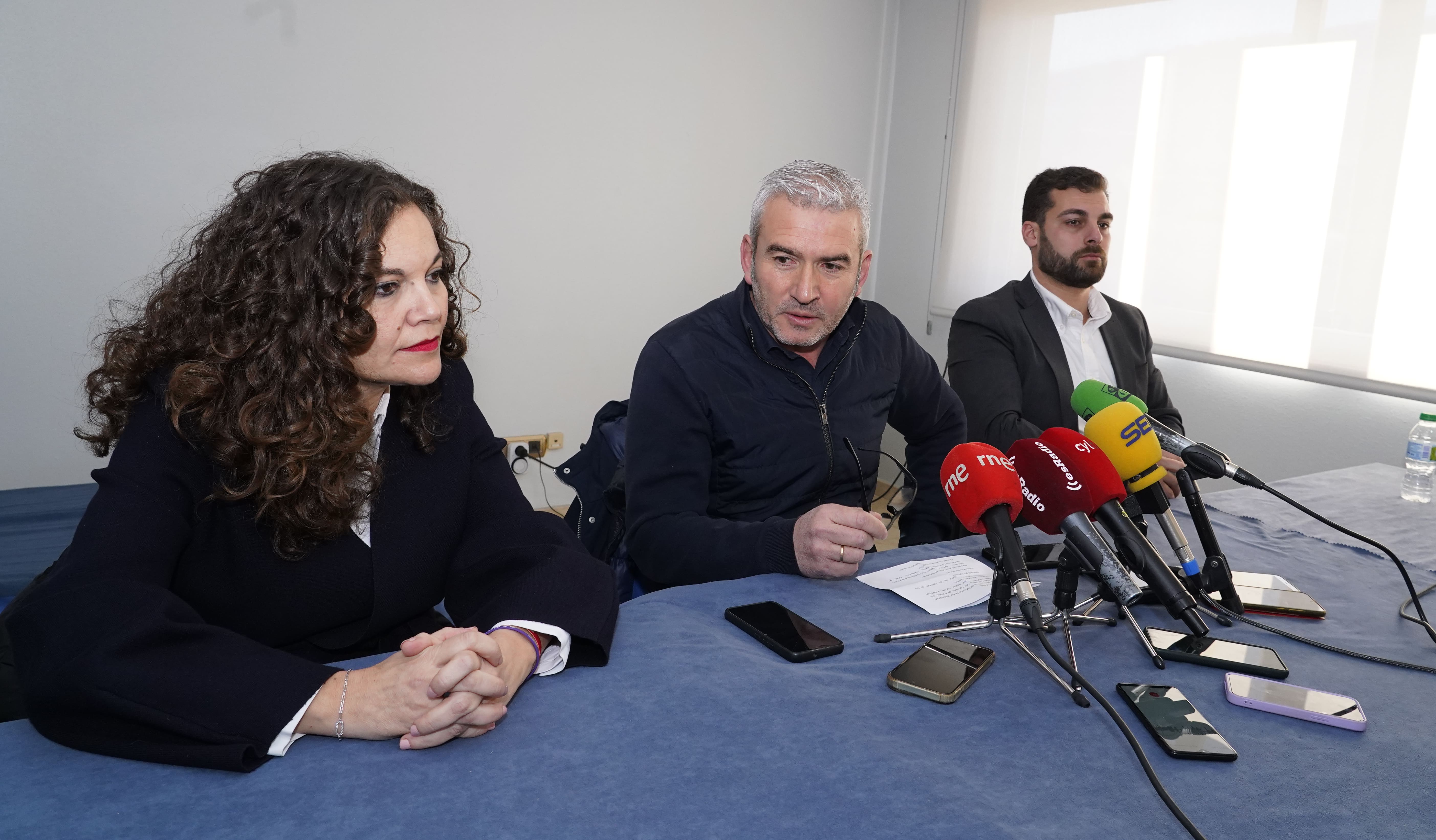 De izquierda a derecha: Silvia Cao (Bembibre), Alider Presa (Igüeña) y Andrés Arias (Noceda) | CÉSAR SÁNCHEZ (ICAL)