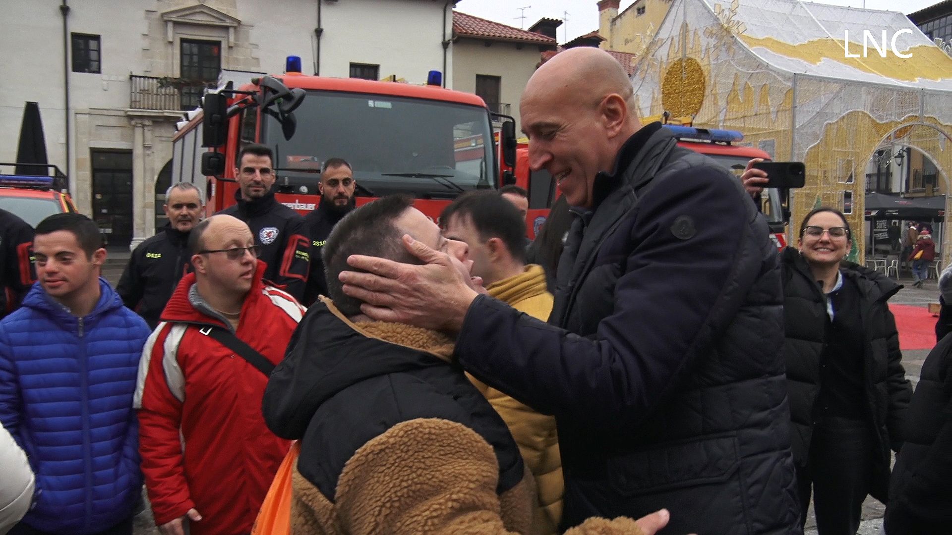 Presentación del calendario solidario de los Bomberos de León