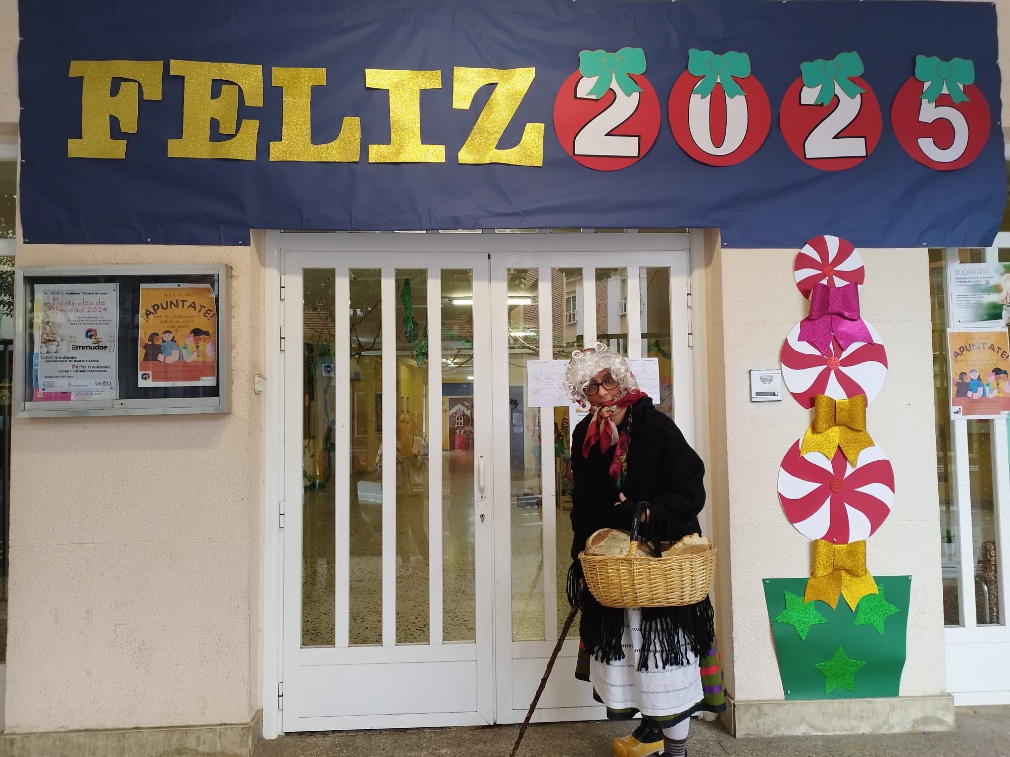 La Vieja del Monte visitó a los alumnos del Antonio González de Lama