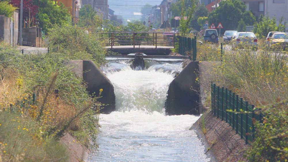 Imagen de archivo del Canal Bajo del Bierzo. | Ical