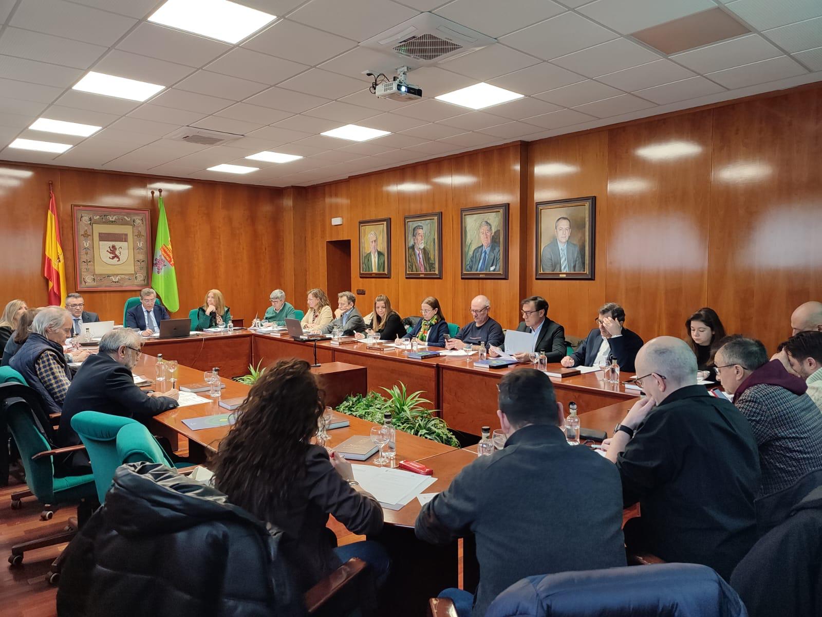 El Consejo Social de la Universidad dio luz verde al proyecto de presupuesto para 2025.