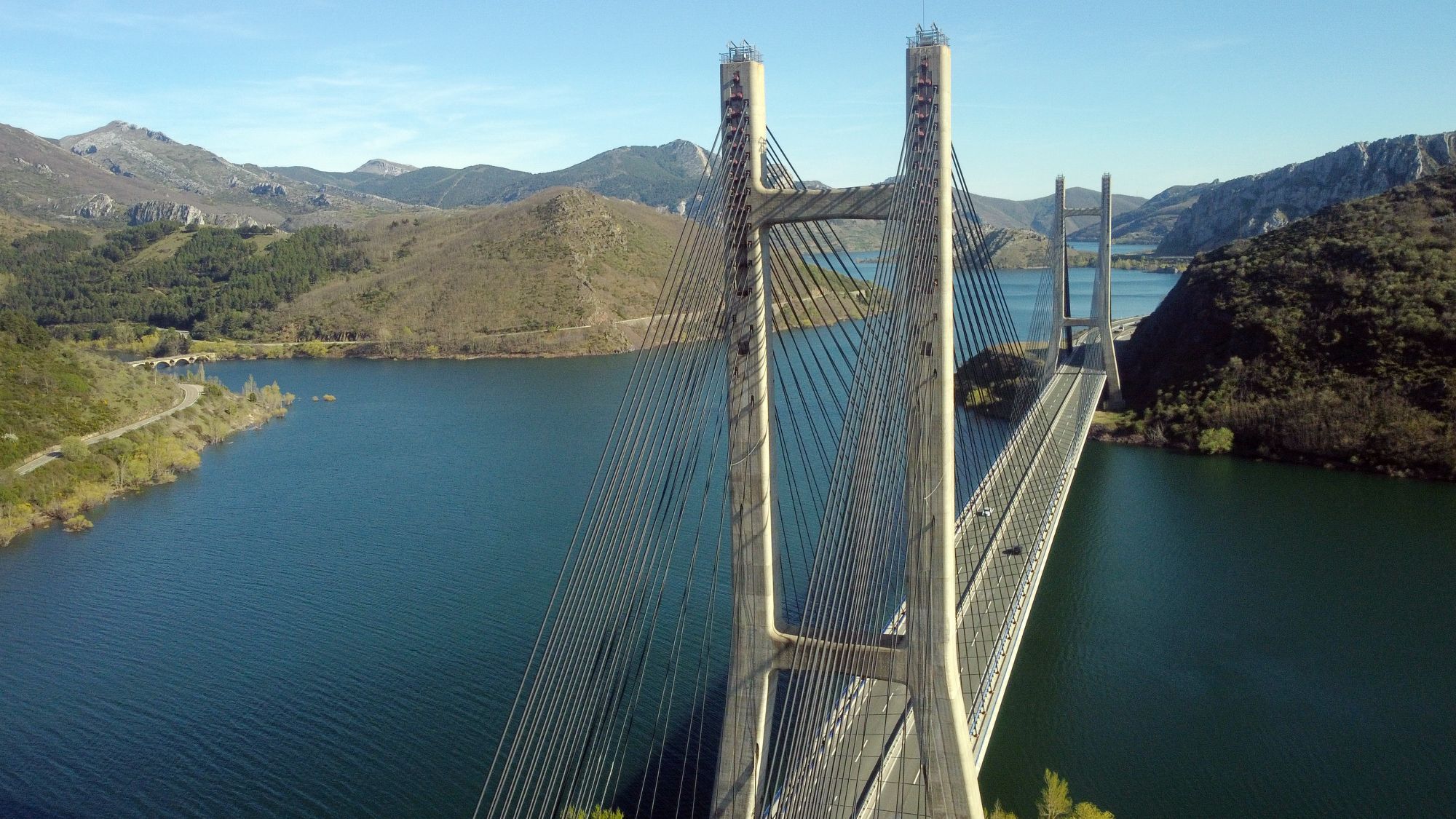 Viaducto de Fernández Casado, en la AP-PP. MINISTERIO DE TRANSPORTES