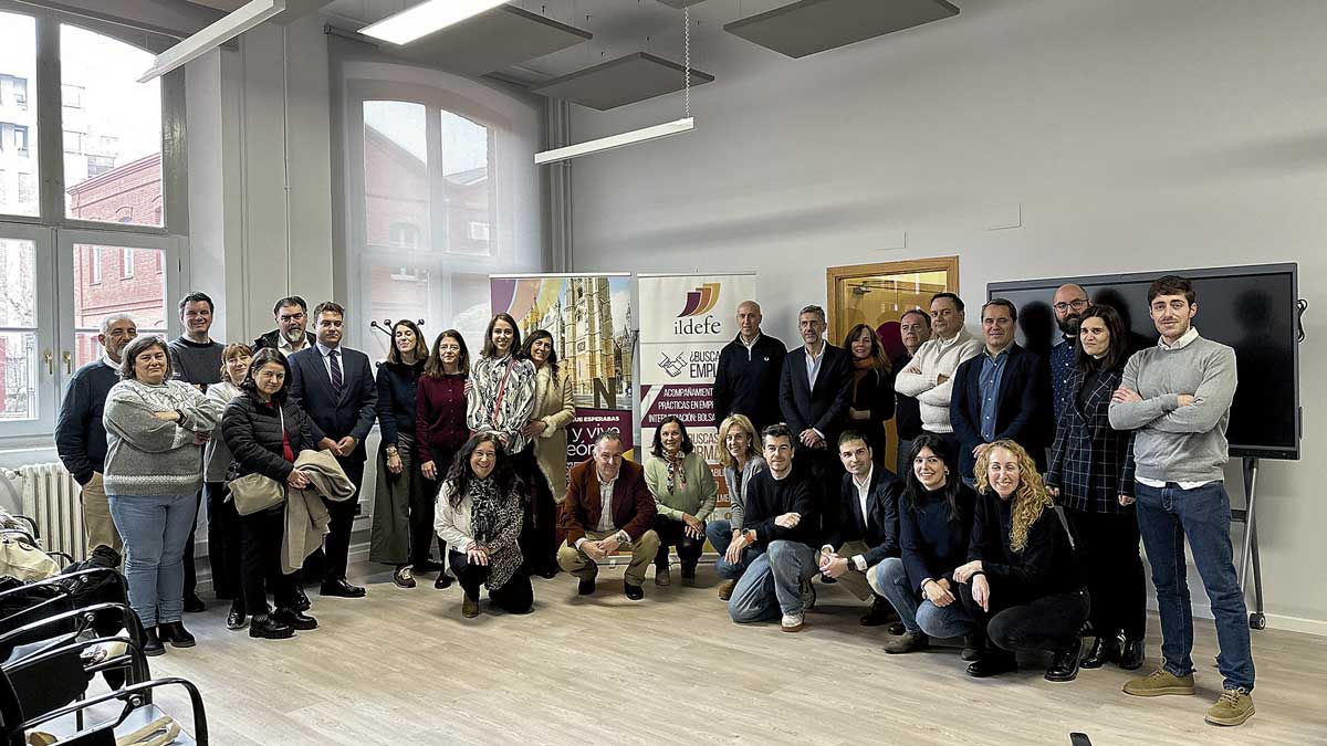 Los embajadores del programa ‘Talento León’ protagonizaron un encuentro en el que participó el alcalde, José Antonio Diez. | L.N.C.