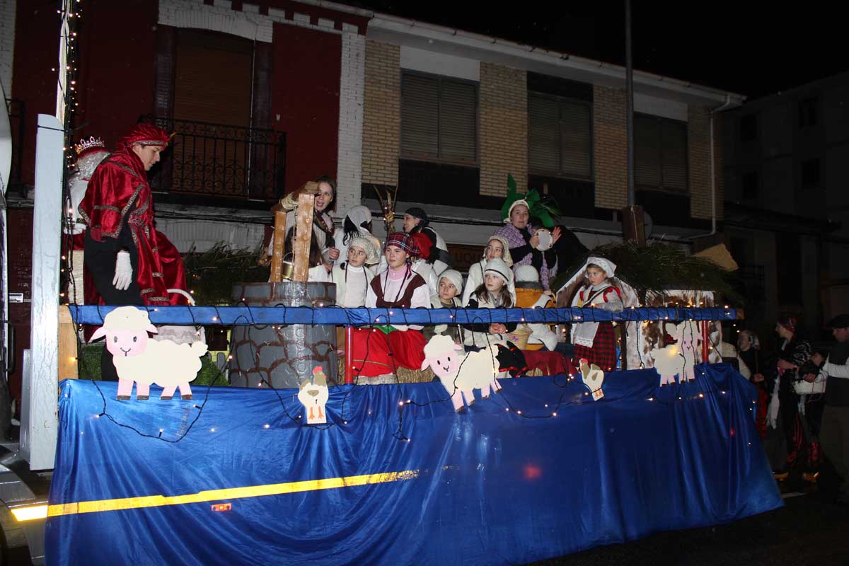 Desfile de Reyes en Boñar. | ALFREDO HURTADO