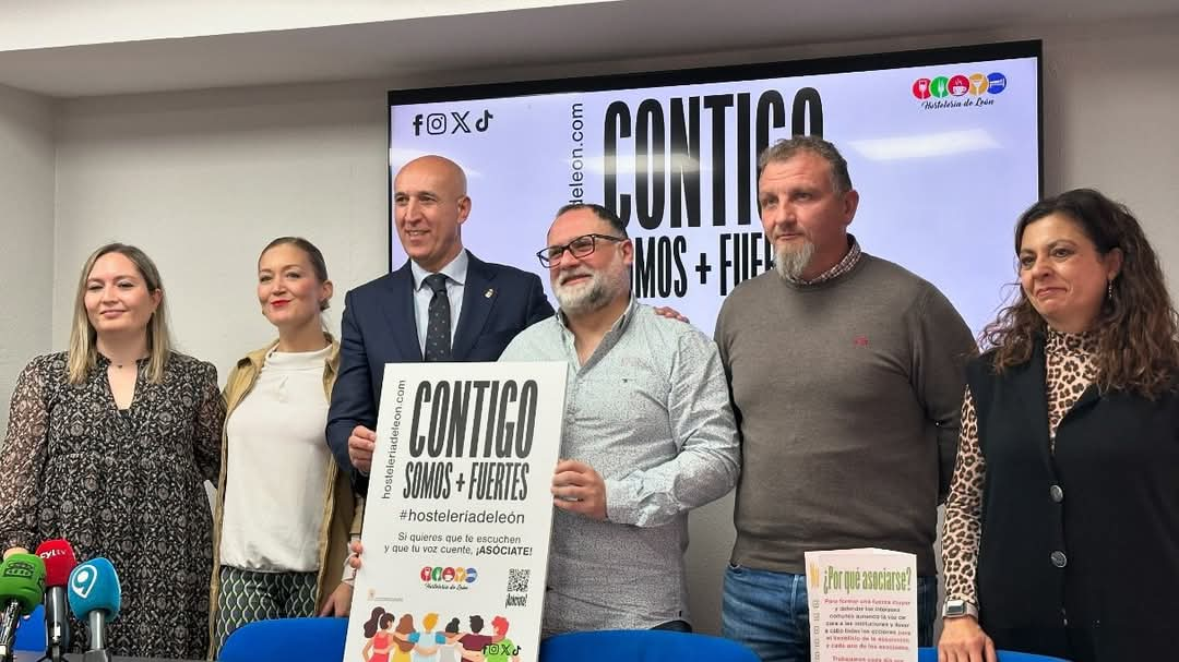 Camino Orejas, Paula Álvarez, José Antonio Diez, Óscar García, Octavio González y Mercedes Escudero presentaron la campaña. | LNC