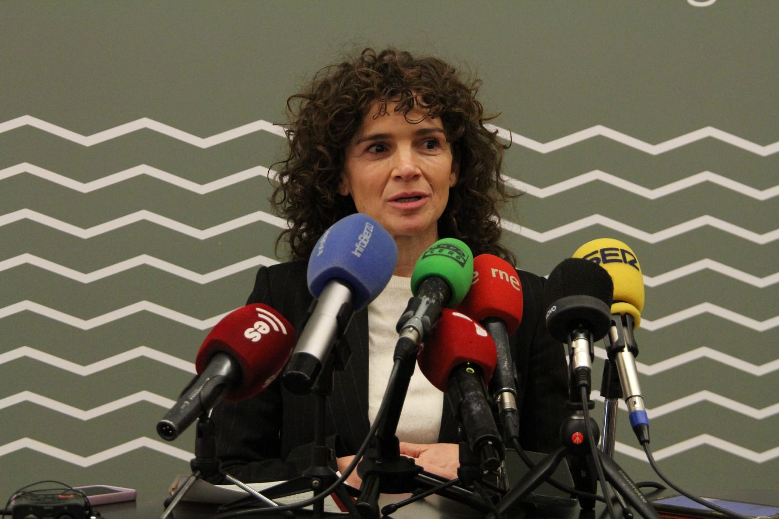 La directora del área de museos, patrimonio y cultura de Ciuden, Concepción Fernández, durante la presentación de resultados.