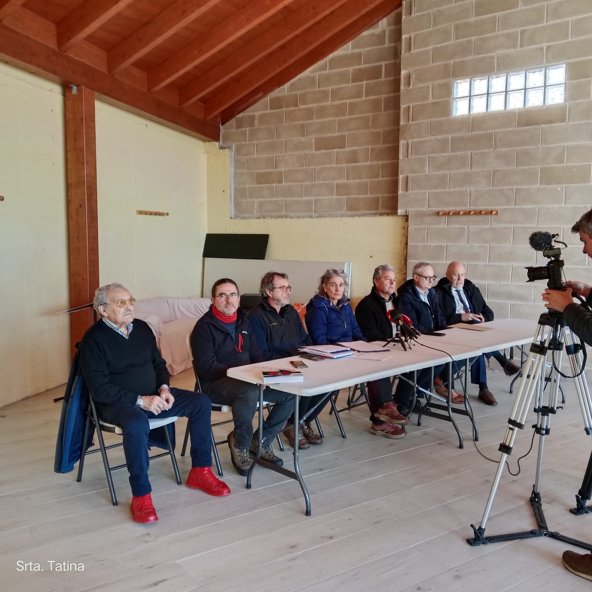 La unión de diferentes colectivos del Bierzo ha tenido éxito frente al proyecto fotovoltaico.