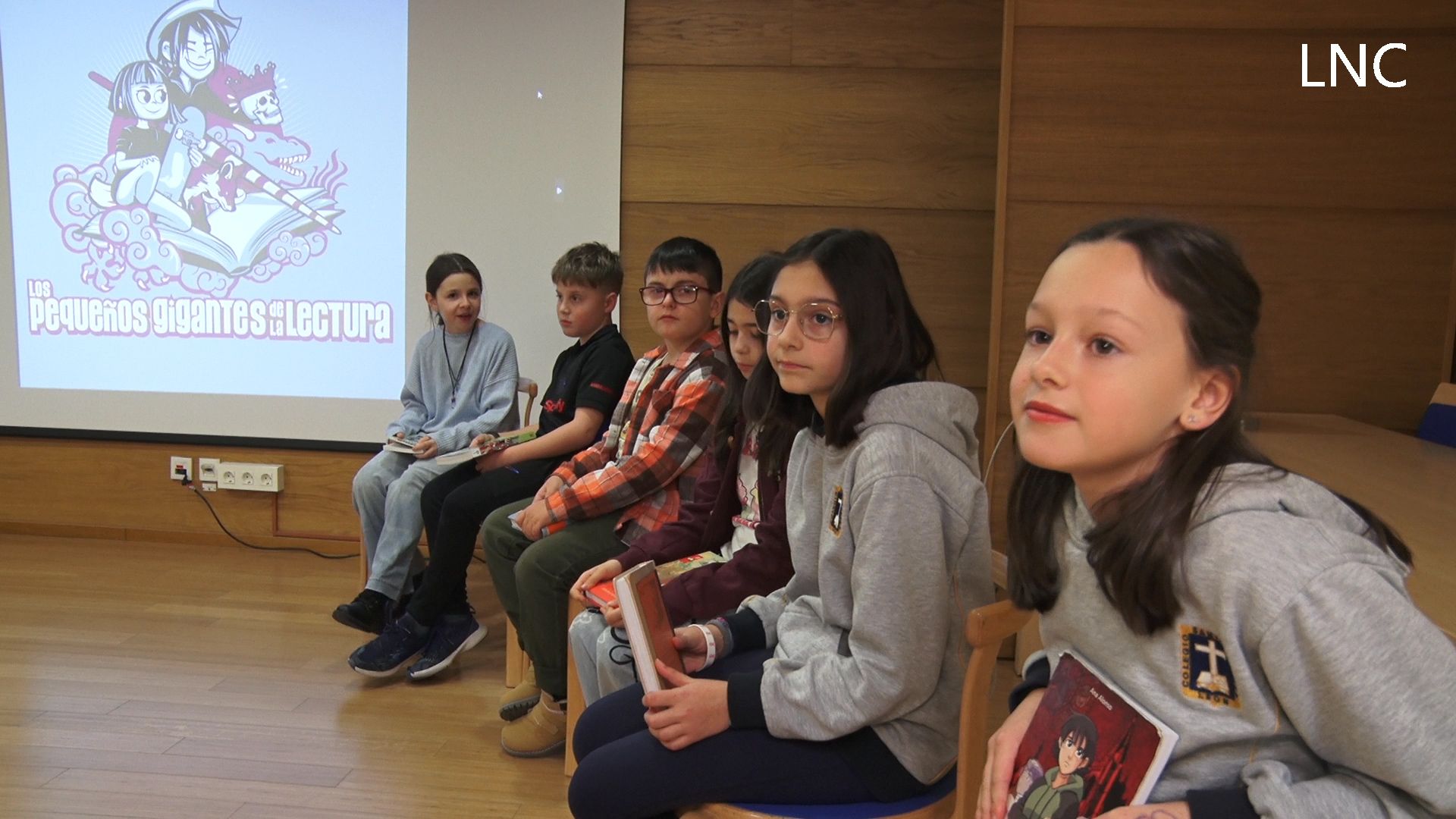 Los pequeños gigantes de la lectura en la Biblioteca Púbica de León