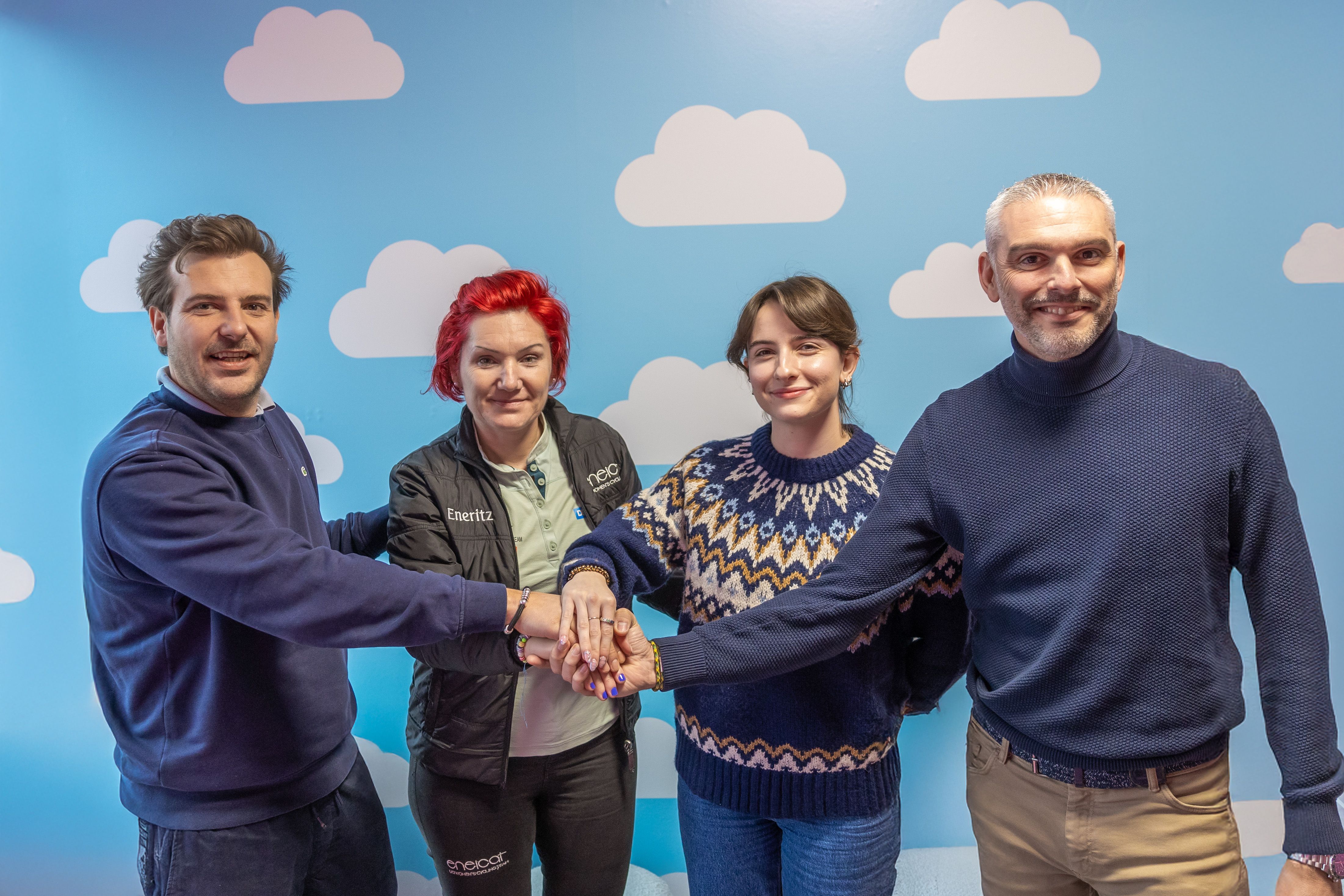 Presentación conjunta de Eneicat y Fisura para fomentar el ciclismo femenino. LNC