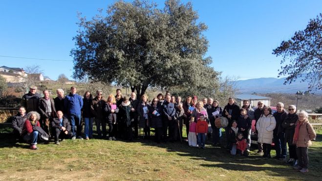 Acto de la asociación El Nogal en Cobrana. | ELSA GARCÍA