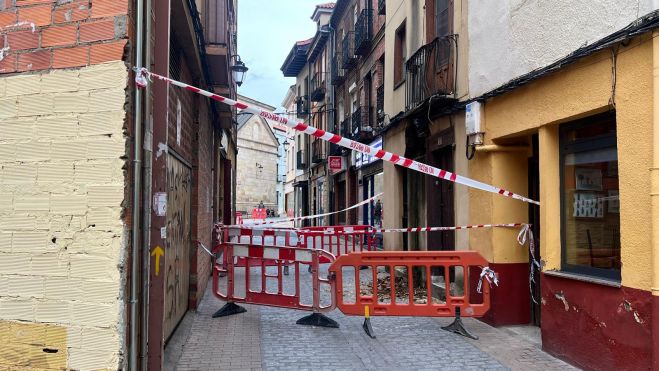 Los efectivos municipales han acordonado la zona. | L.N.C.