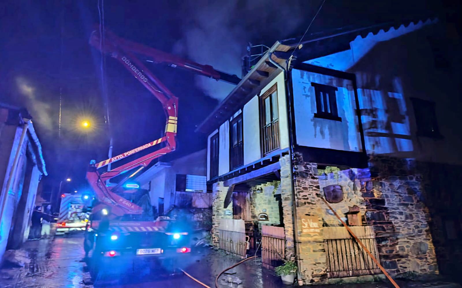 Incendio en Valtuille de Arriba. | L.N.C.