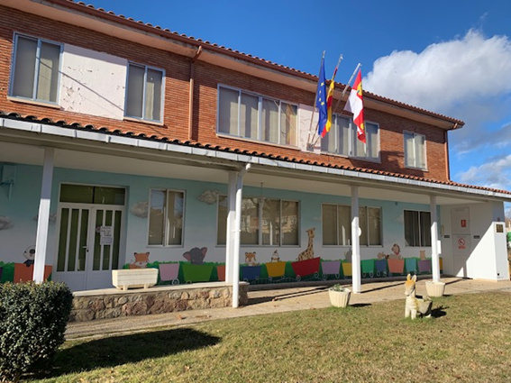 Imagen exterior de la escuela infantil San Pedro, ubicada en Puente Castro. | LNC