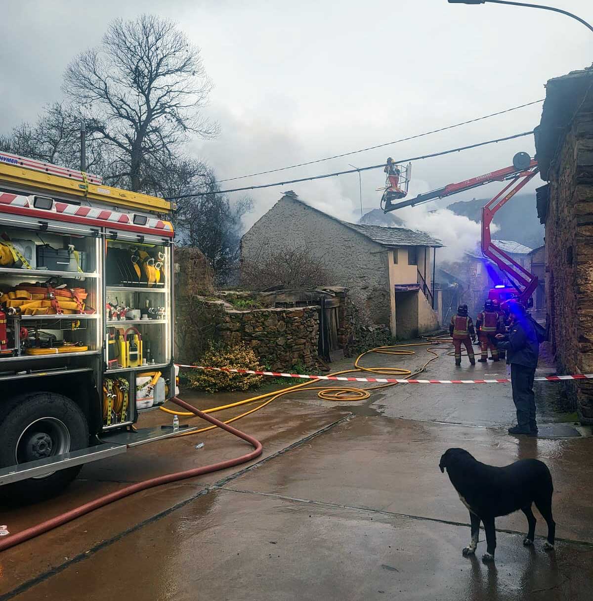 El incendio se produjo en la vivienda y el garaje de la presidenta de Villar del Monte. | AYUNTAMIENTO DE TRUCHAS