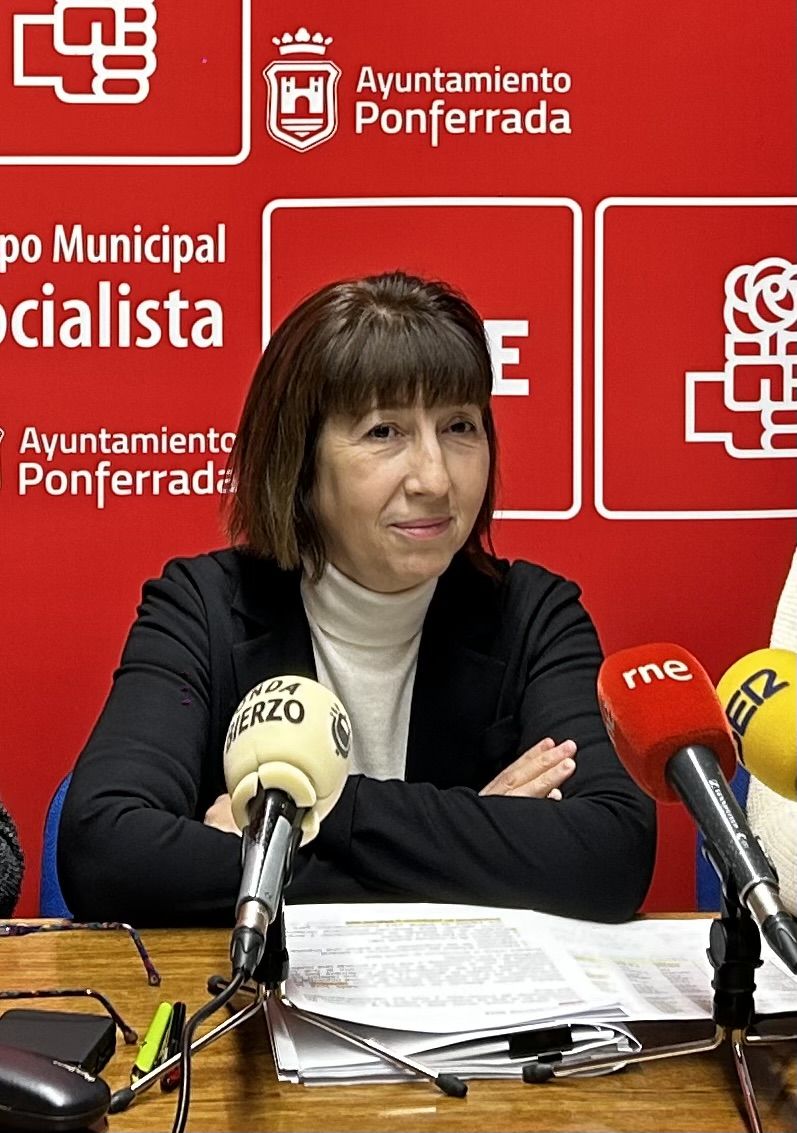 Mabel Fernández es edil del PSOE en Ponferrada. 