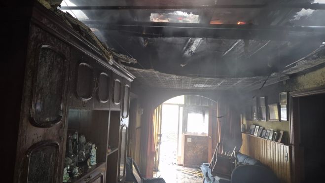 Incendio en una vivienda en Palacios del Sil.