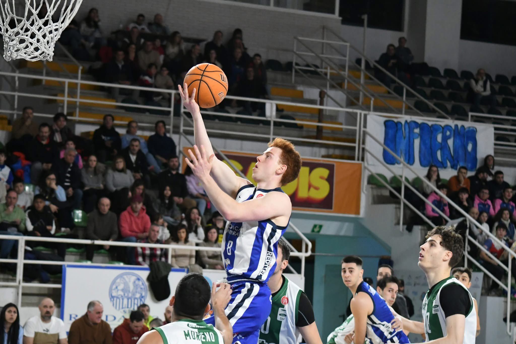 Moncanut entra a canastas en el último partido del Clínica Ponferrada. CPSDP