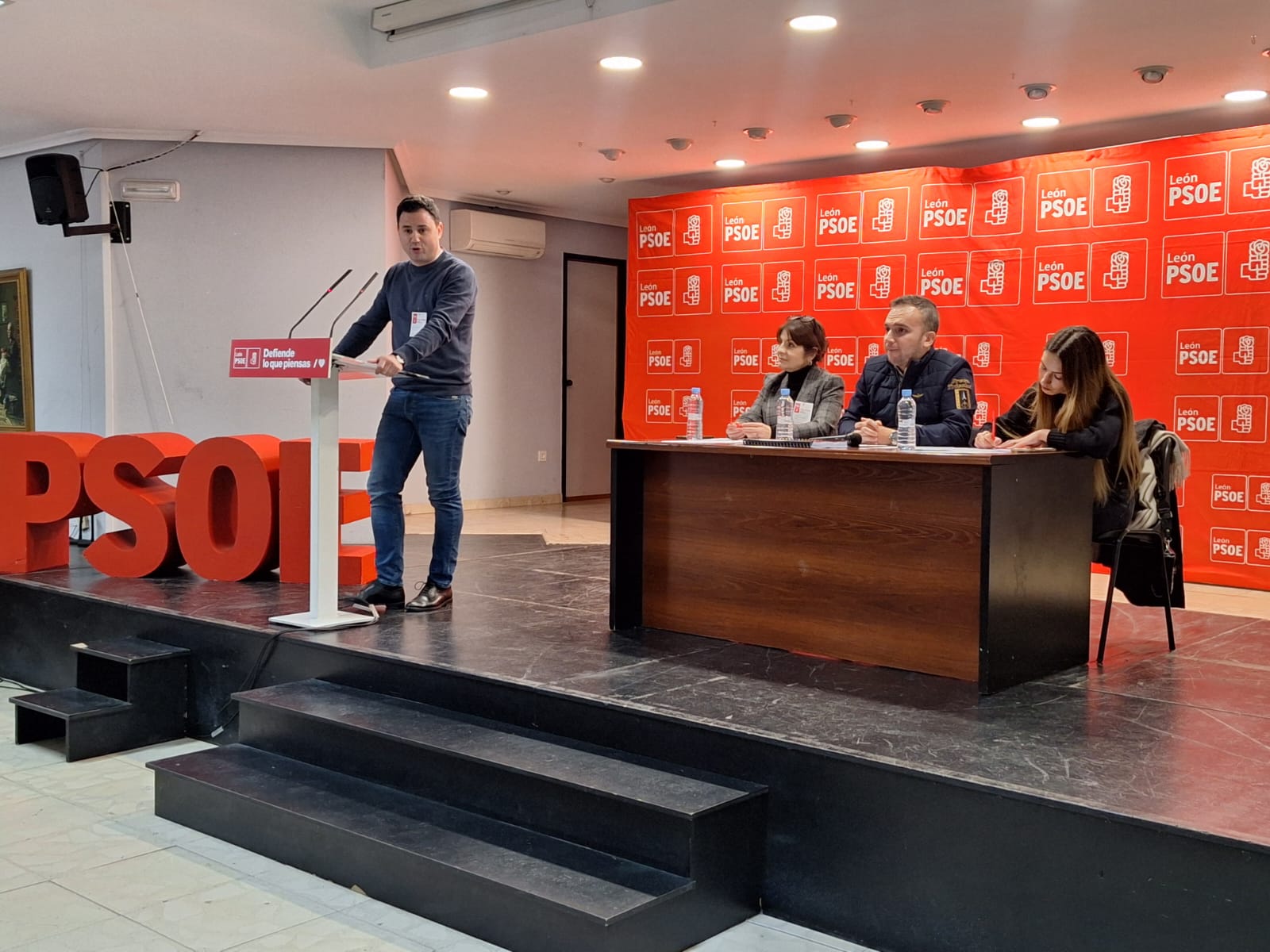 Javier Alfonso Cendón durante el Comité provincial del PSOE este jueves en La Bañeza. | L.N.C.