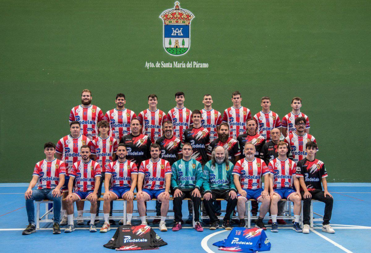 Foto oficial Prodelais BM Atlético Paramés 2024 2025