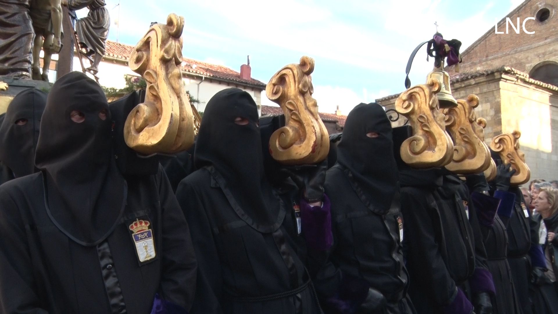 La procesión extraordinaria del Descendimiento incluirá un acto militar en la Catedral