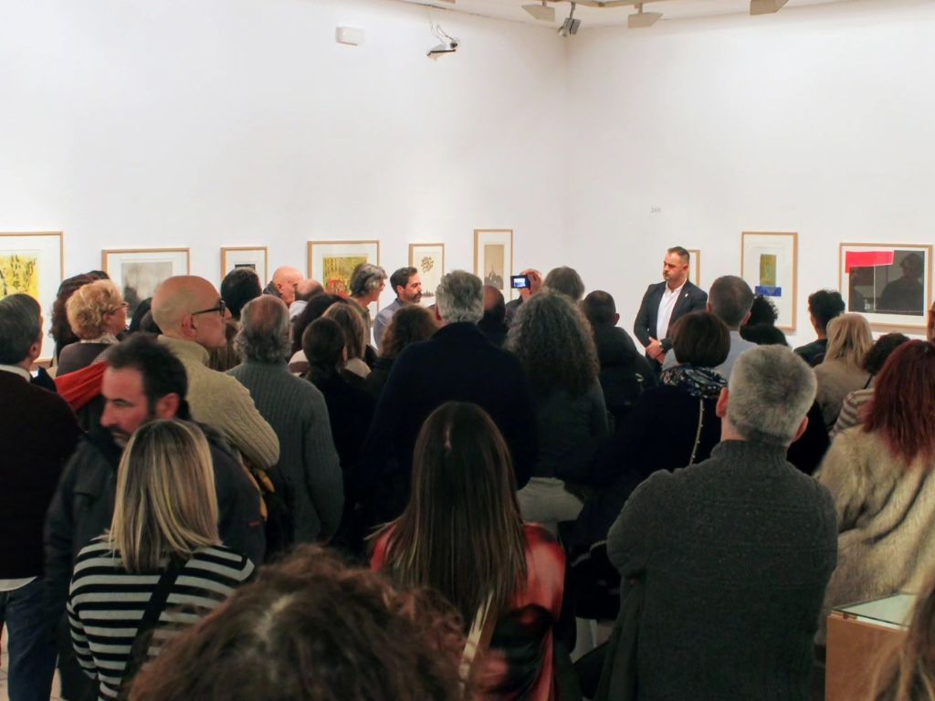 La inauguración de una de las exposiciones de este año en el ILC. | L.N.C.