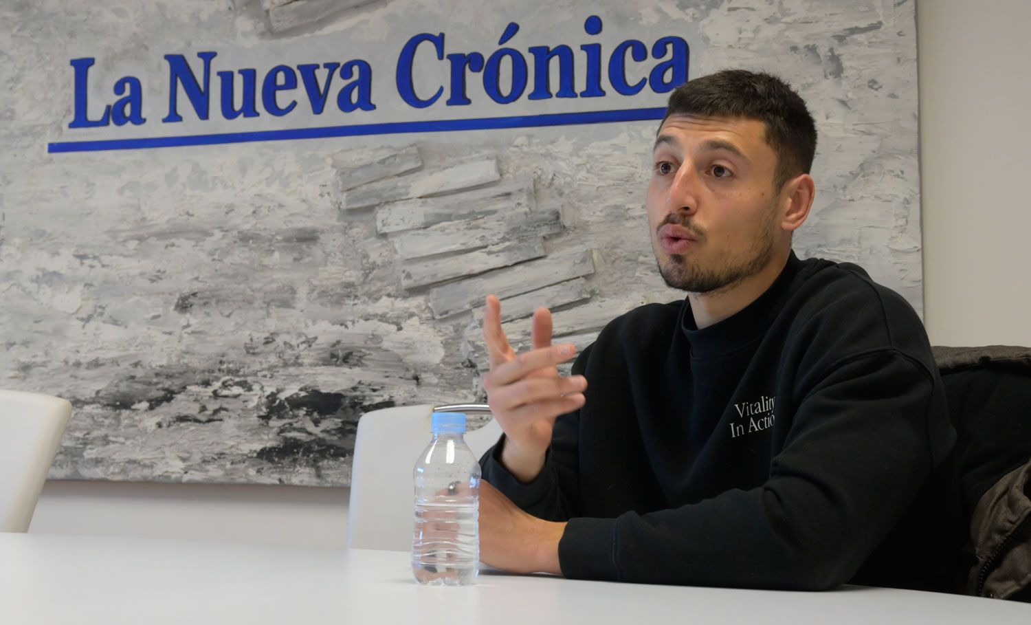 Kevin Presa, capitán de la Cultural, durante la entrevista en la sede de La Nueva Crónica. | MAURICIO PEÑA