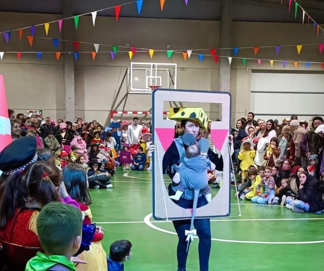 Imagen, uno de los participantes en el concurso de carnaval de Sariegos celebrado el pasado año. 