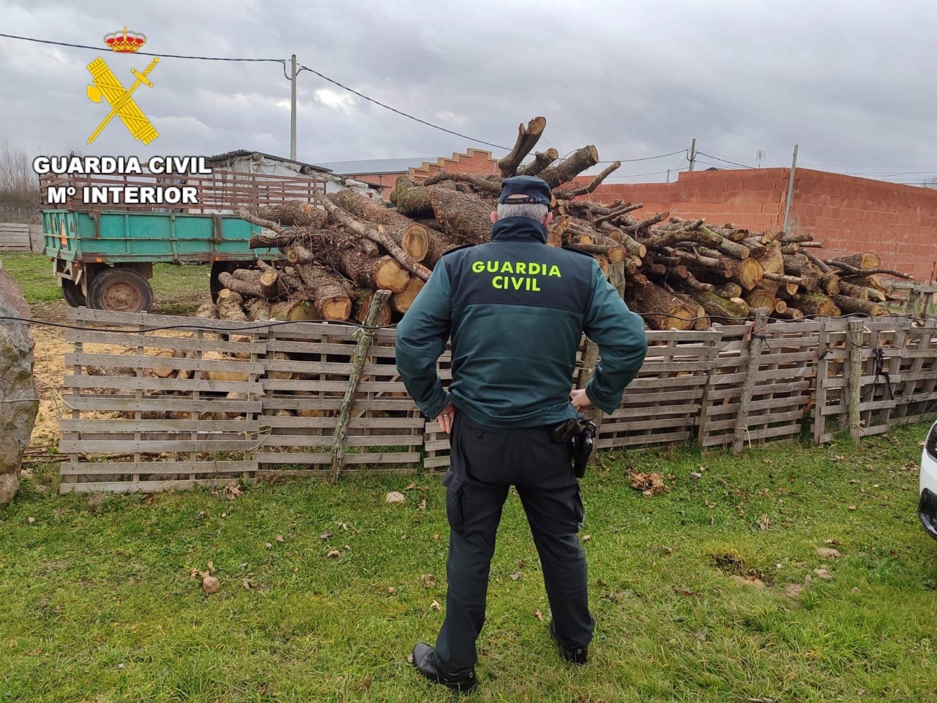 Efectivo de la Guardia Civil del Puesto de Benavides de Órbigo.