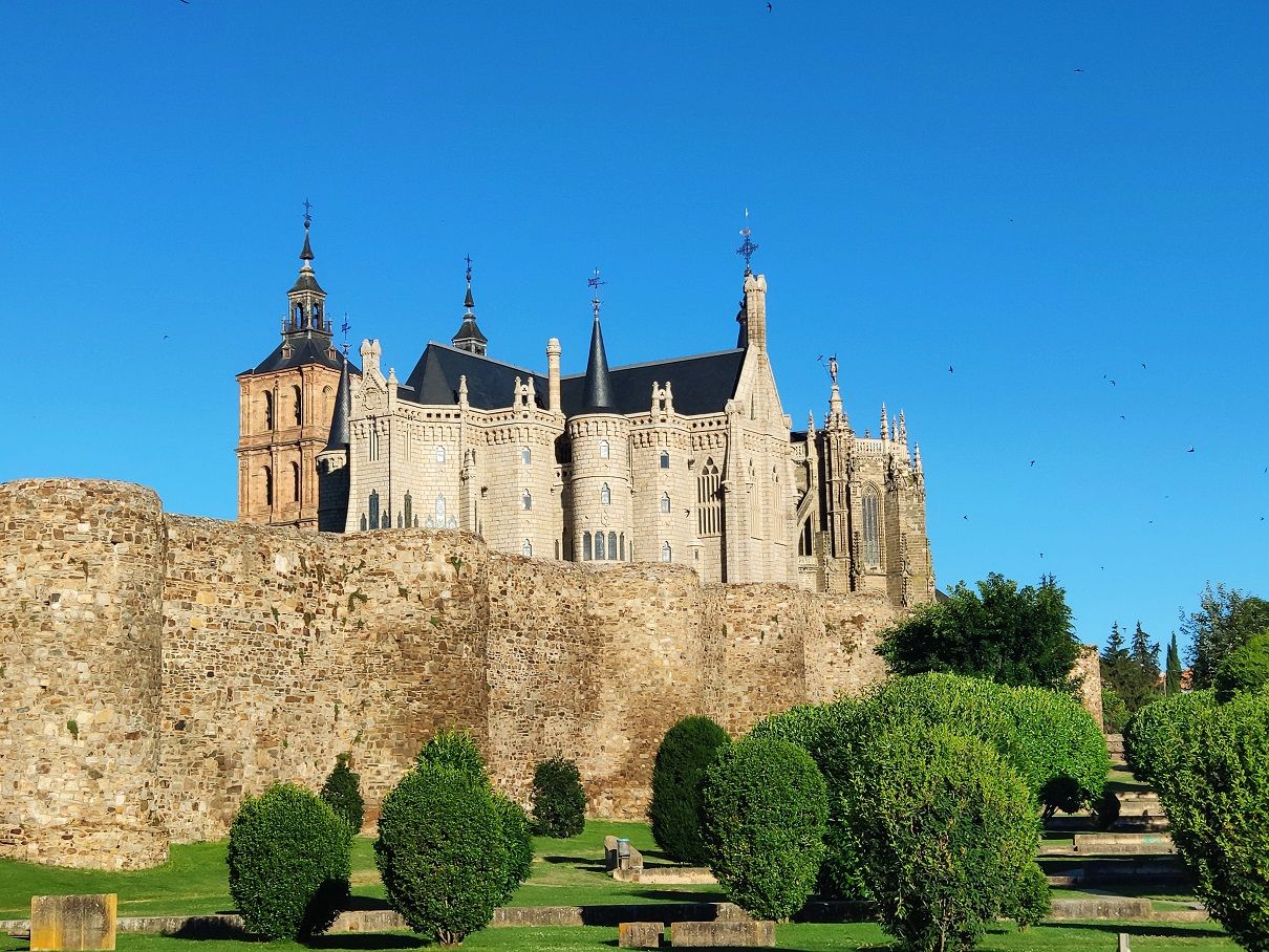 Vista de la muralla de Astorga. | L.N.C.