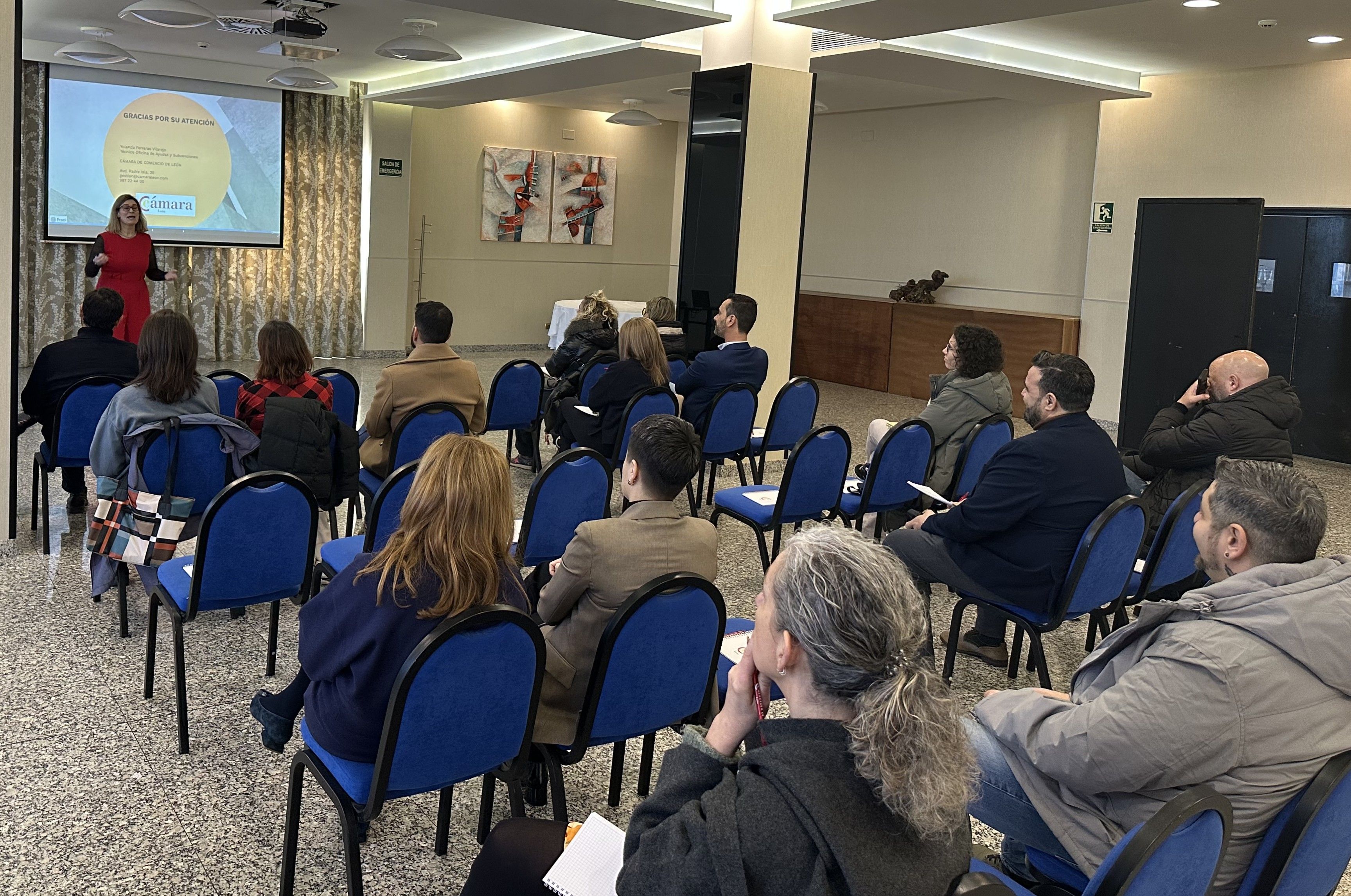 Encuentro en la sede de la Cámara en Ponferrada.