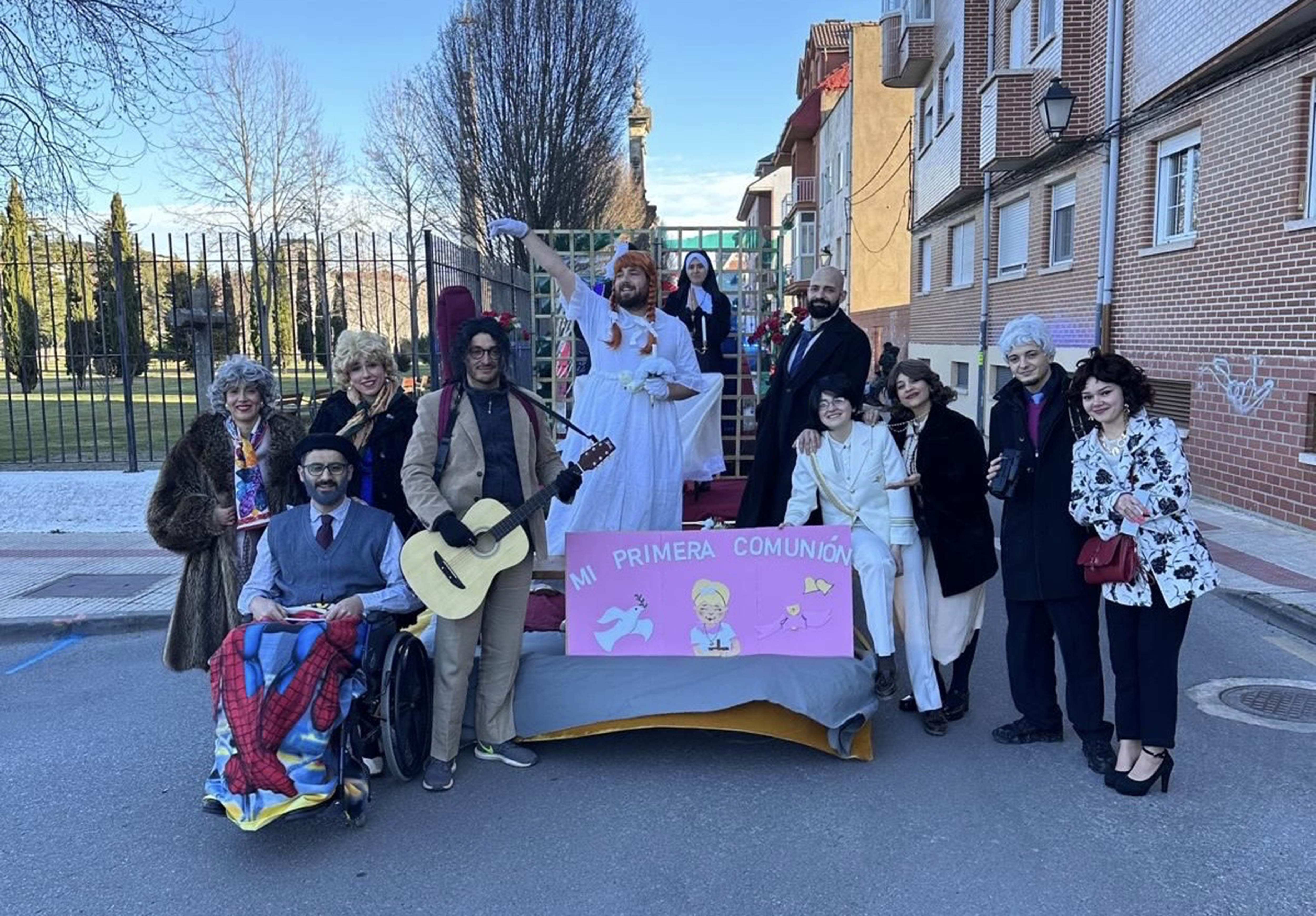 Uno de los grupos participantes en el Carnaval de La Virgen del Camino. | L.N.C.