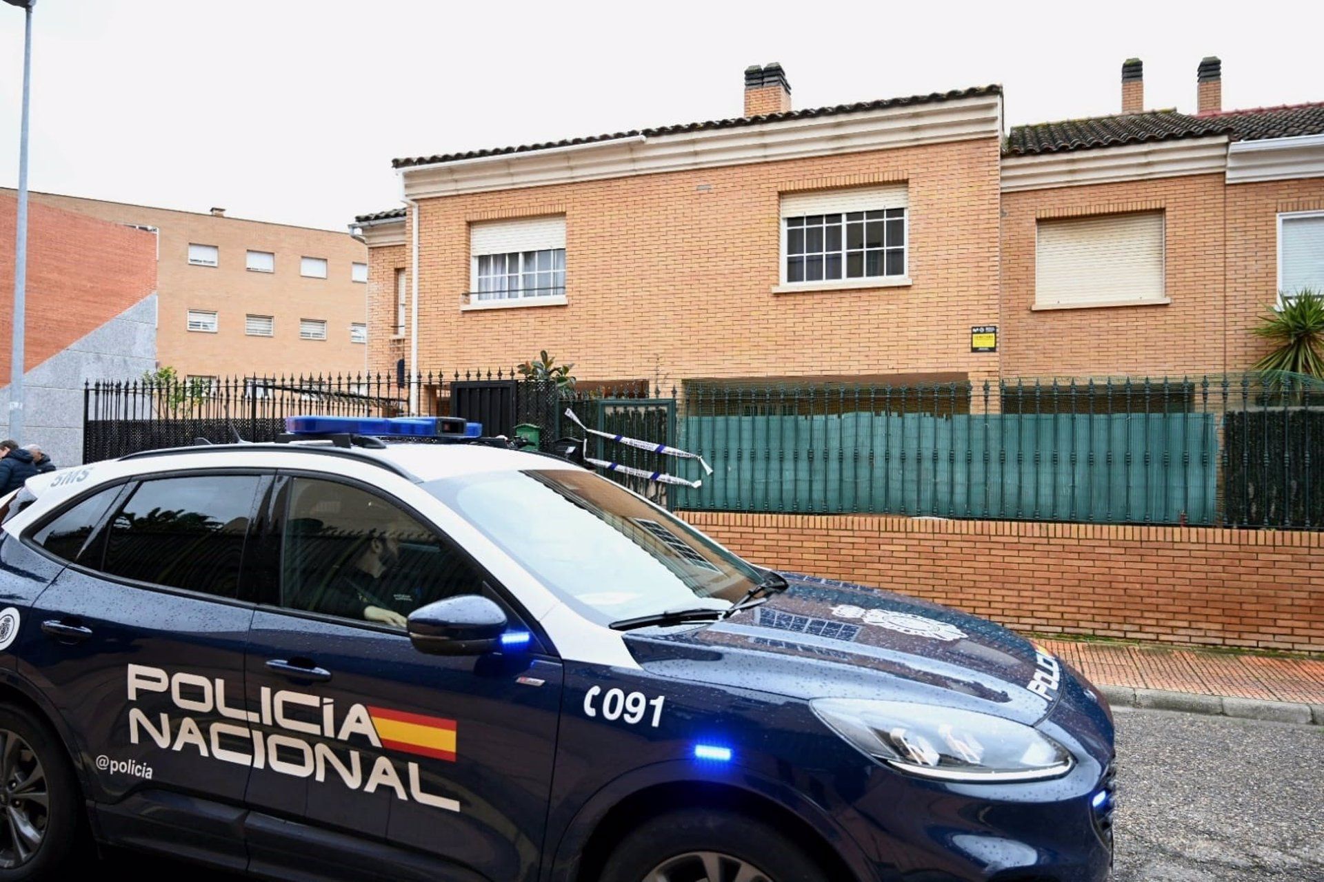 Fachada del piso tutelado en Badajoz donde ha sido asesinada una educadora de 35 años. | EP