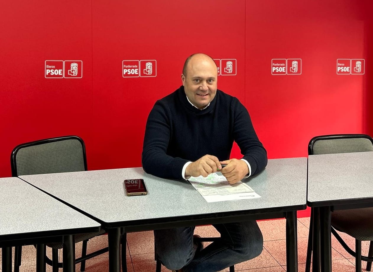 Javier Campos en rueda de prensa. 