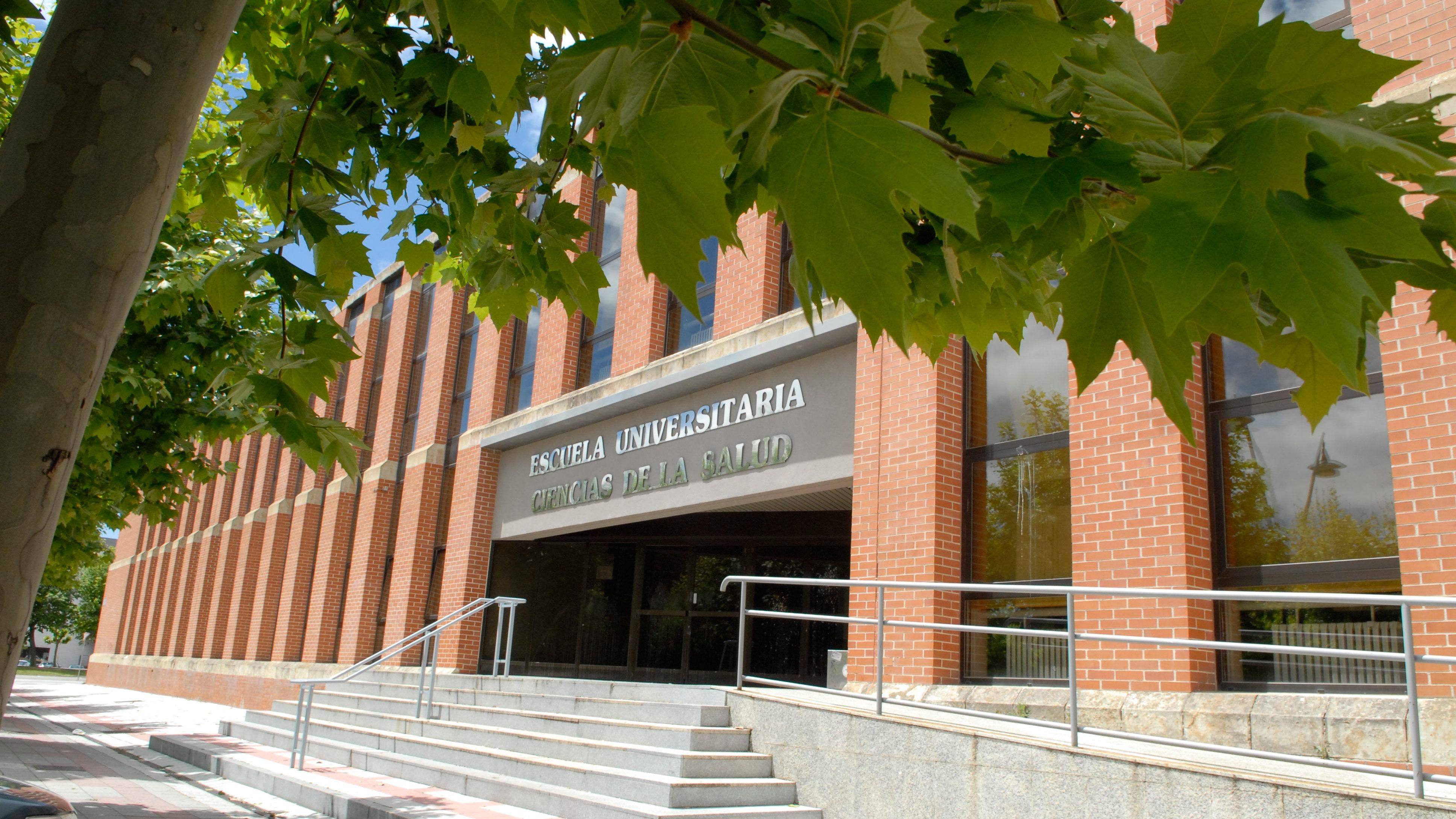 La Escuela Universitaria de Ciencias de la Salud en el Campus de Vegazana de la Universidad de León (ULE). | Mauricio Peña