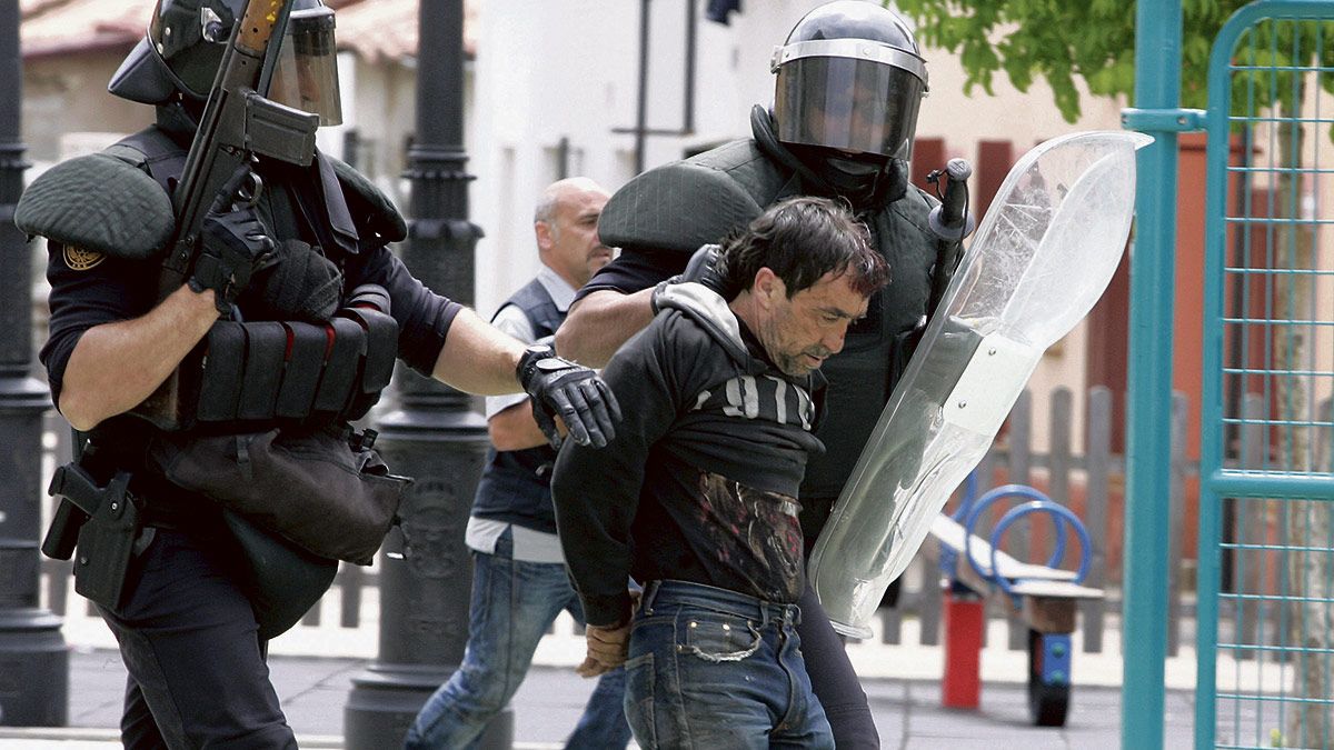 Imagen de archivo de unos de los dos detenidos en julio de 2012 en Ciñera. | ICAL