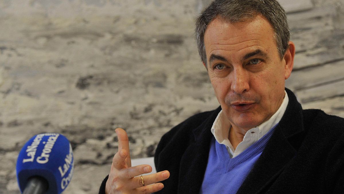 El expresidente del Gobierno, José Luiz Rodríguez Zapatero, durante su reciente entrevista en La Nueva Crónica. | DANIEL MARTÍN