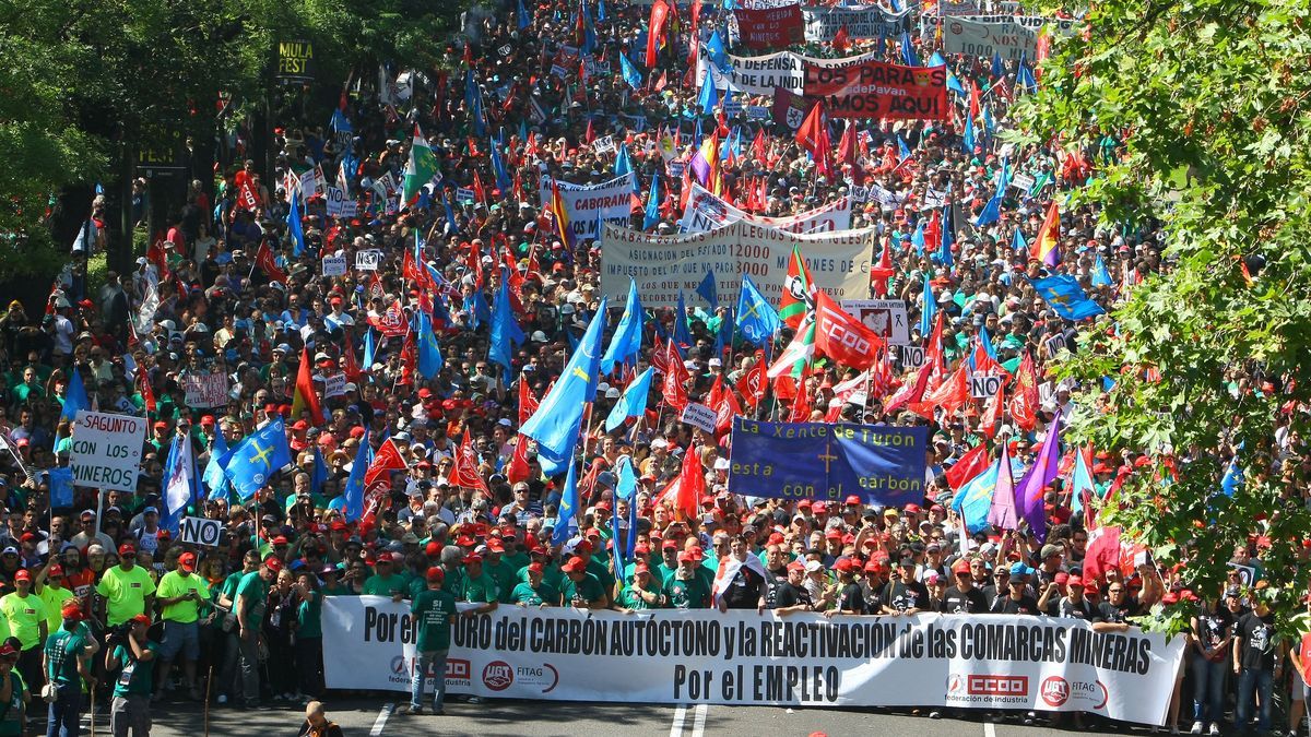 Manifestación en Madrid que culminaba la III Marcha Negra en protesta por el sector del carbón. | CÉSAR SÁNCHEZ (ICAL)